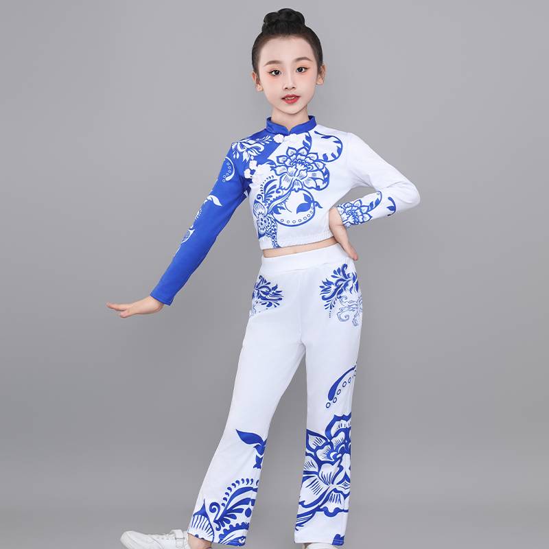 XS